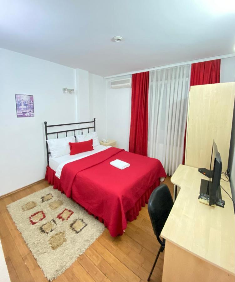 Hotel Sara & Spa Pristina Exteriör bild
